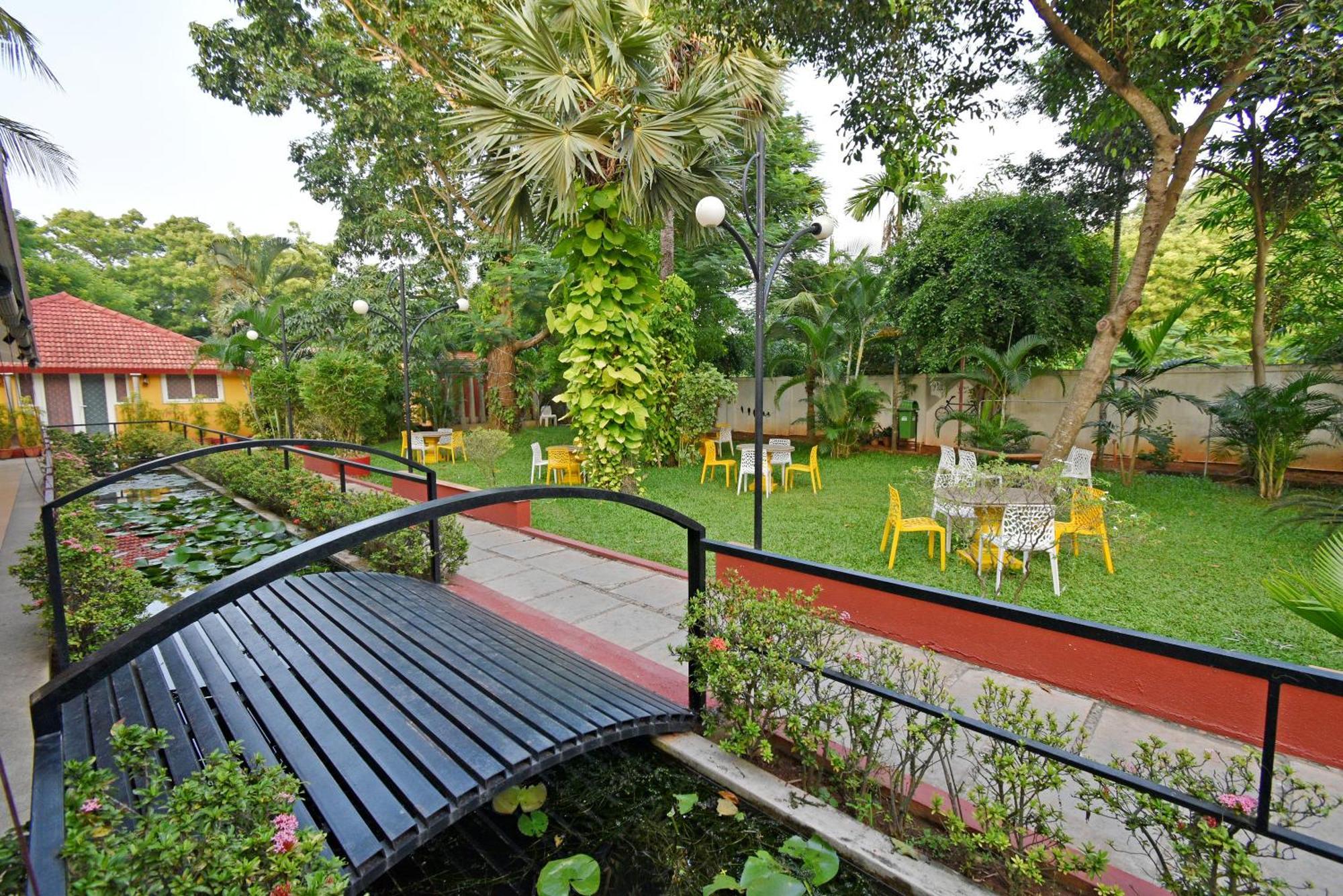 Poppys Olive De' Villa Auroville Exterior photo